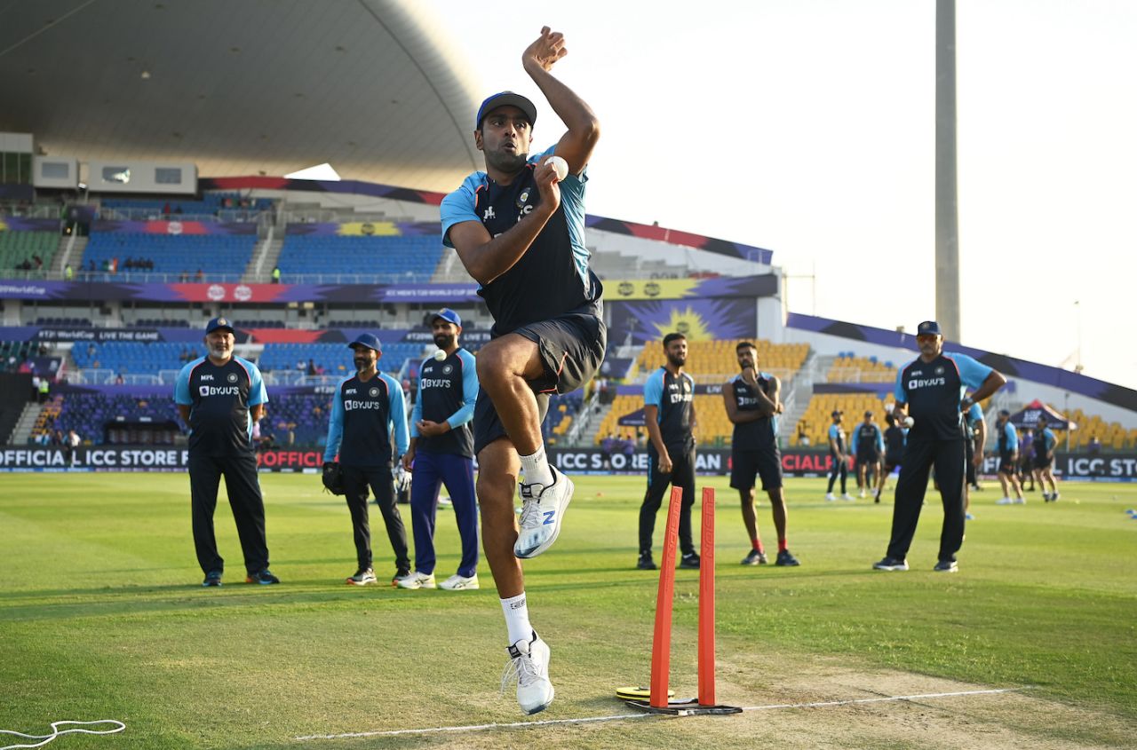 R Ashwin has a bowl as the Indian team warms up, Afghanistan vs India, T20 World Cup, Group 2, Abu Dhabi, November 3, 2021