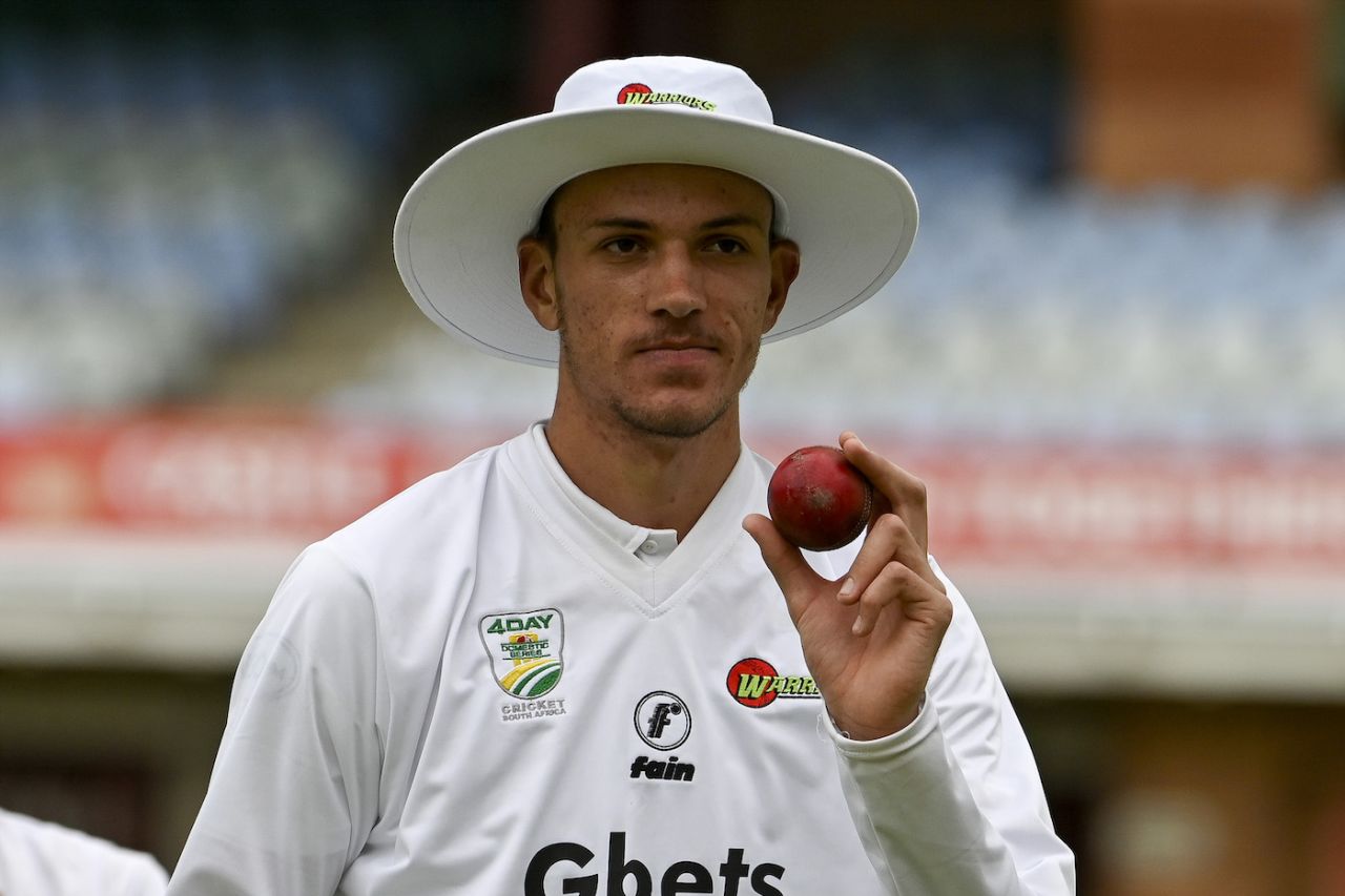 Marco Jansen takes the ball back after his six-for, Warriors vs Lions, 4-Day Franchise Series, Division 1, Port Elizabeth, 2nd day, November 6, 2021