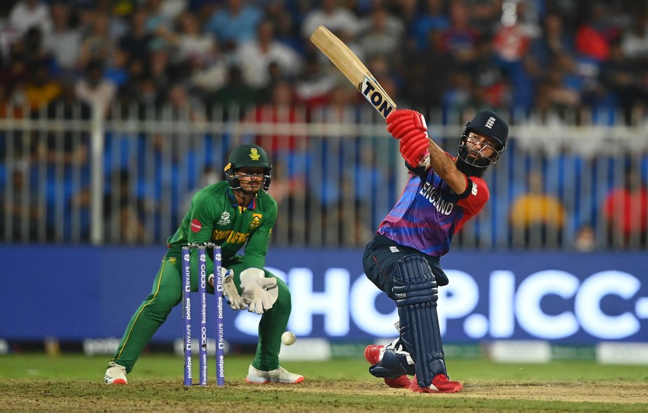 Moeen Ali tries to slog, England vs South Africa, T20 World Cup 2021, Sharjah, November 6, 2021