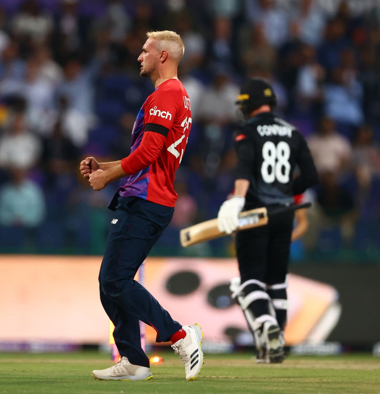 Liam Livingstone broke a big third-wicket stand with the wicket of Devon Conway, England vs New Zealand, T20 World Cup, 1st semi-final, Abu Dhabi, November 10, 2021