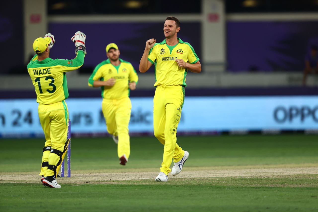 Josh Hazlewood broke the opening stand, Australia vs New Zealand, T20 World Cup final, Dubai, November 14, 2021
