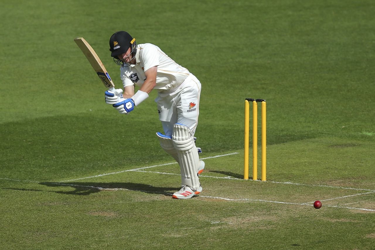 Nathan Smith flicks one away, Wellington vs Central Districts, Plunket Shield 2021, Wellington, November 15, 2021