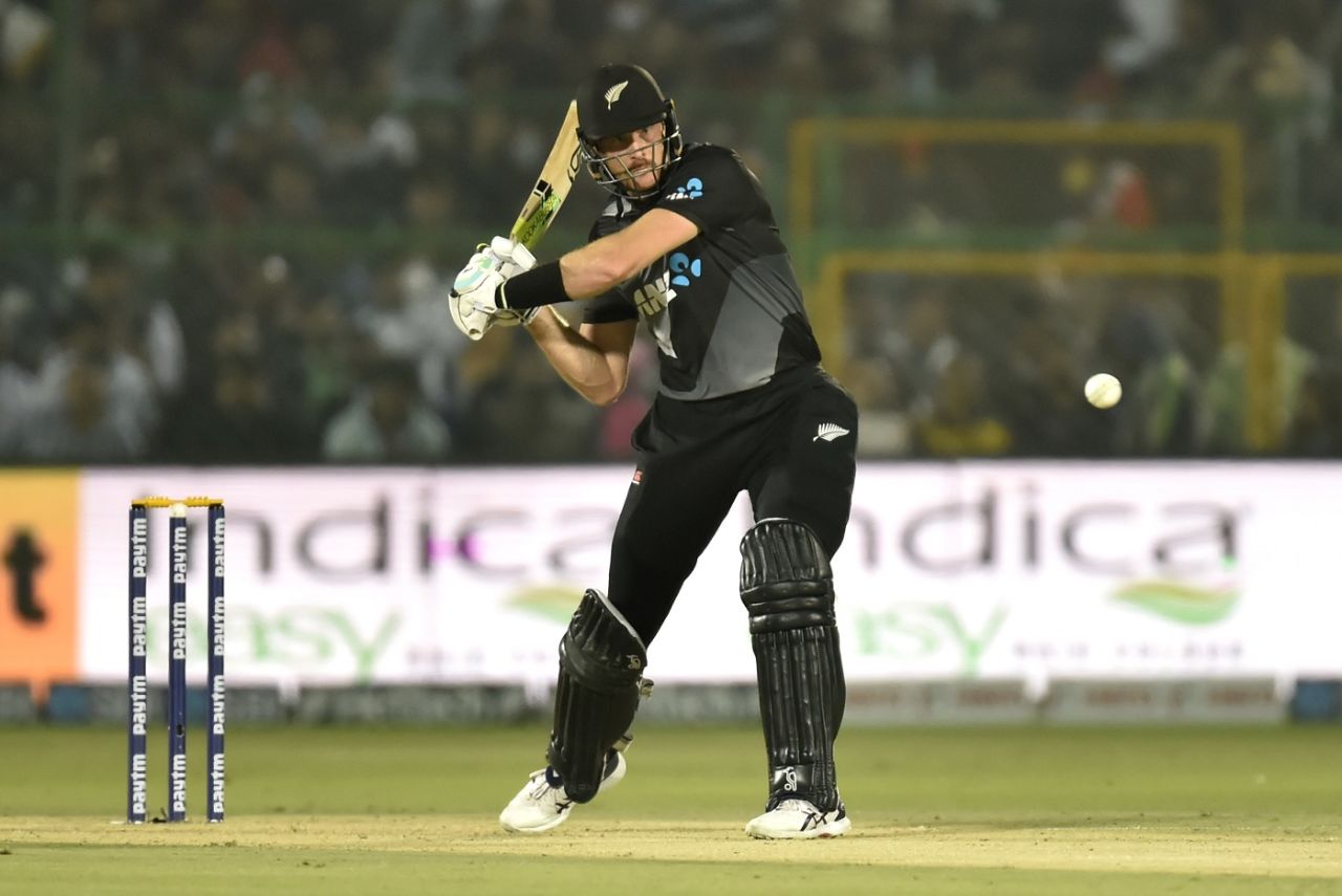 Martin Guptill prepares to launch into a pull, 1st T20I, India vs New Zealand, Jaipur, November 17, 2021