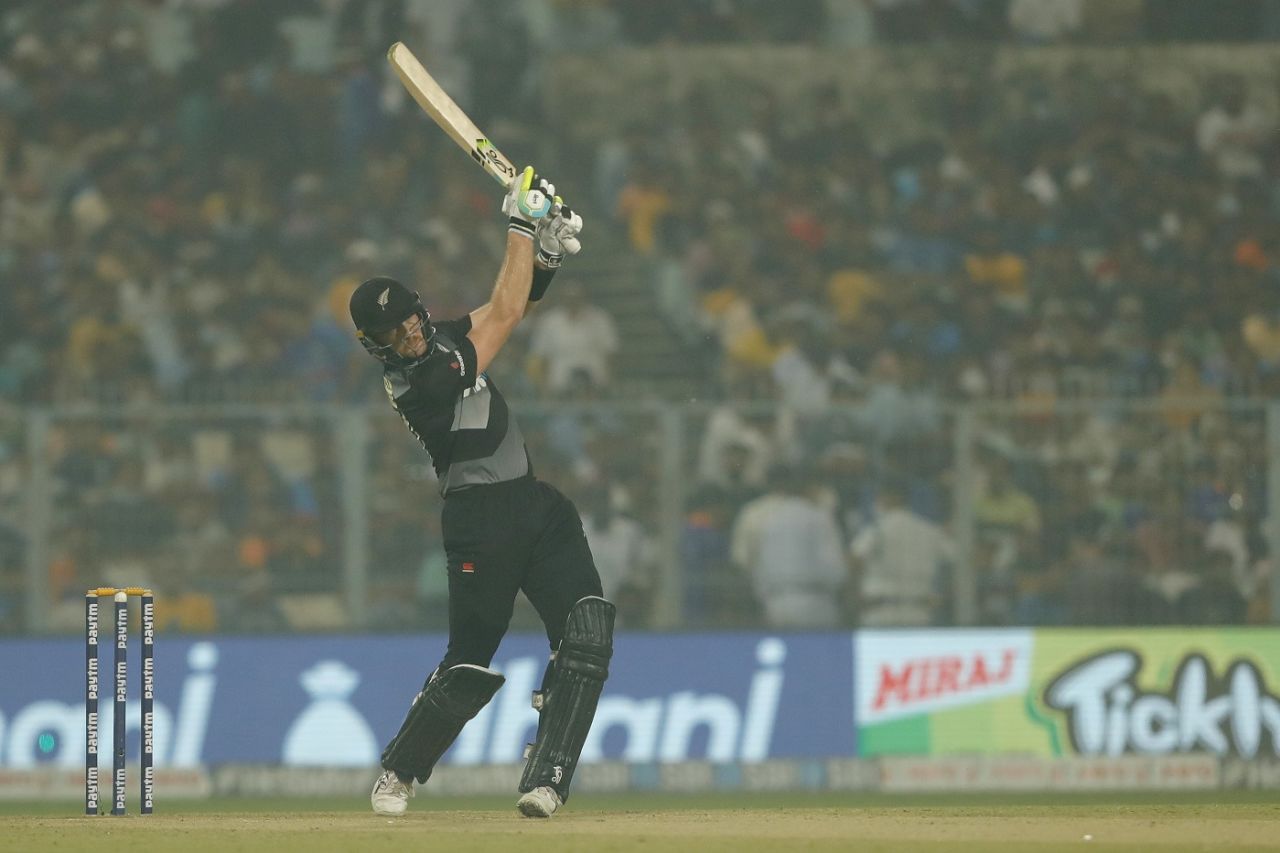 Martin Guptill goes on the charge, India vs New Zealand, 3rd T20I, Kolkata, November 21, 2021