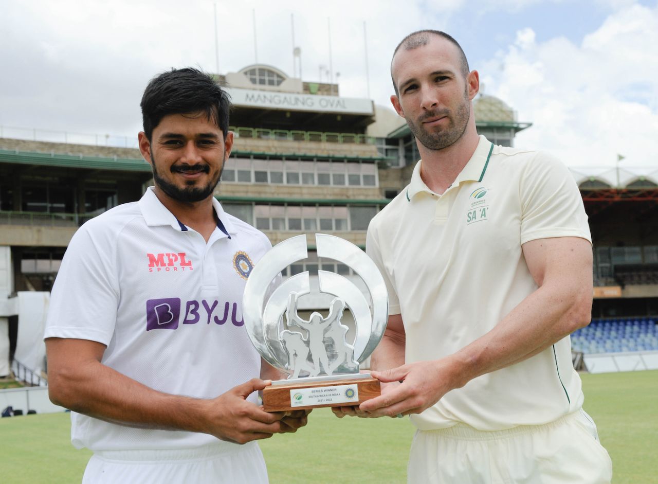 Priyank Panchal and Pieter Malan pose with the series trophy, South Africa A vs India A, first unofficial Test, Bloemfontein, November 22, 2021