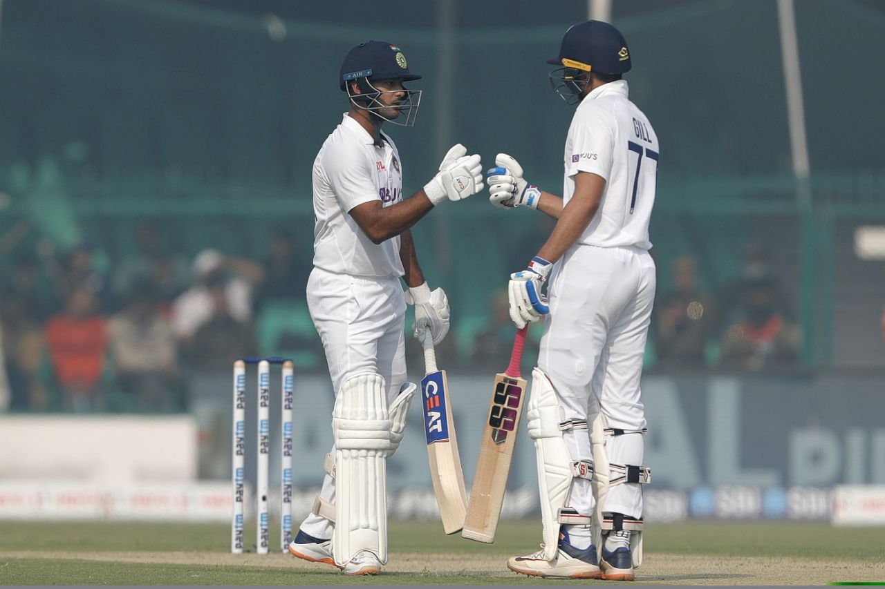 Mayank Agarwal and Shubman Gill's stand came to an end in the eighth over, India vs New Zealand, 1st Test, Green Park, Kanpur, 1st day, November 25, 2021