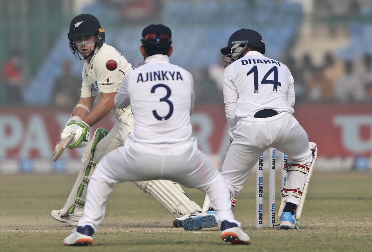 Tom Latham reverse sweeps, India vs New Zealand, 1st Test, Kanpur, 5th day, November 29, 2021