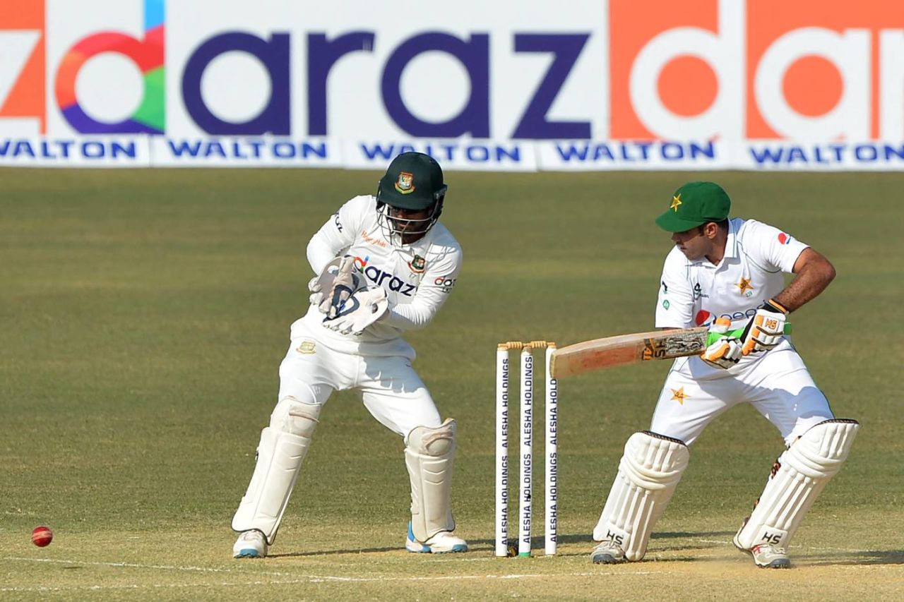 Abid Ali pats one into the off side, Bangladesh vs Pakistan, 1st Test, Chattogram, 4th day, November 29, 2021