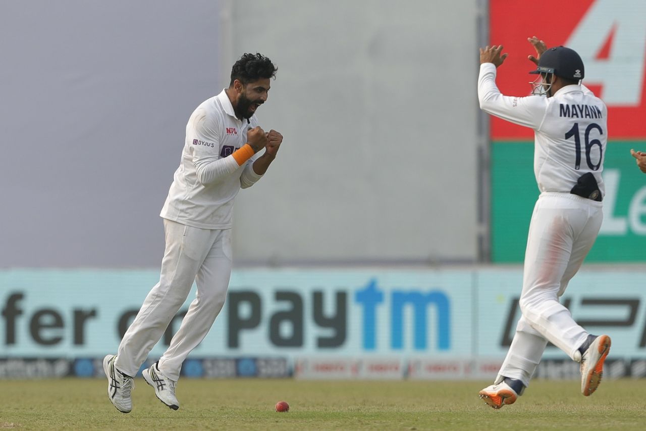 Ravindra Jadeja celebrates the wicket of Kane Williamson, India vs New Zealand, 1st Test, Kanpur, 5th day, November 29, 2021