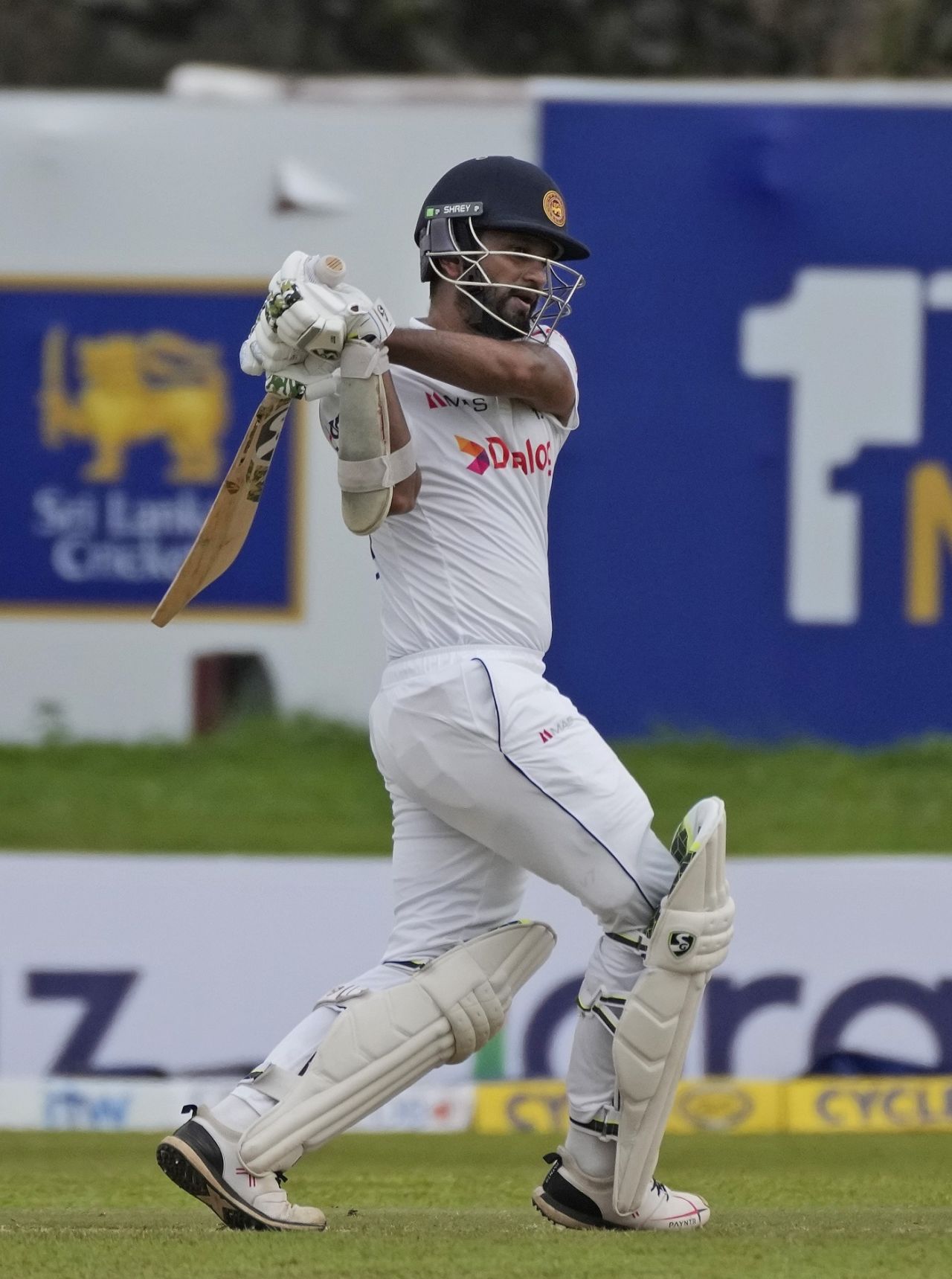 Dimuth Karunaratne unleashes a back-foot pull, Sri Lanka vs West Indies, 2nd Test, Galle, 1st day, November 29, 2021