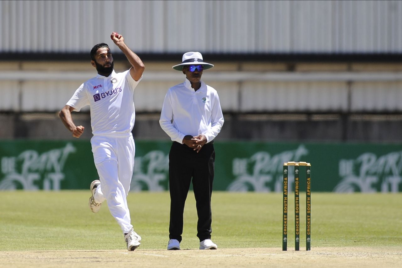Arzan Nagwaswalla is about to send down a delivery, South Africa vs India, 2nd unofficial Test, Bloemfontein, December 1, 2021