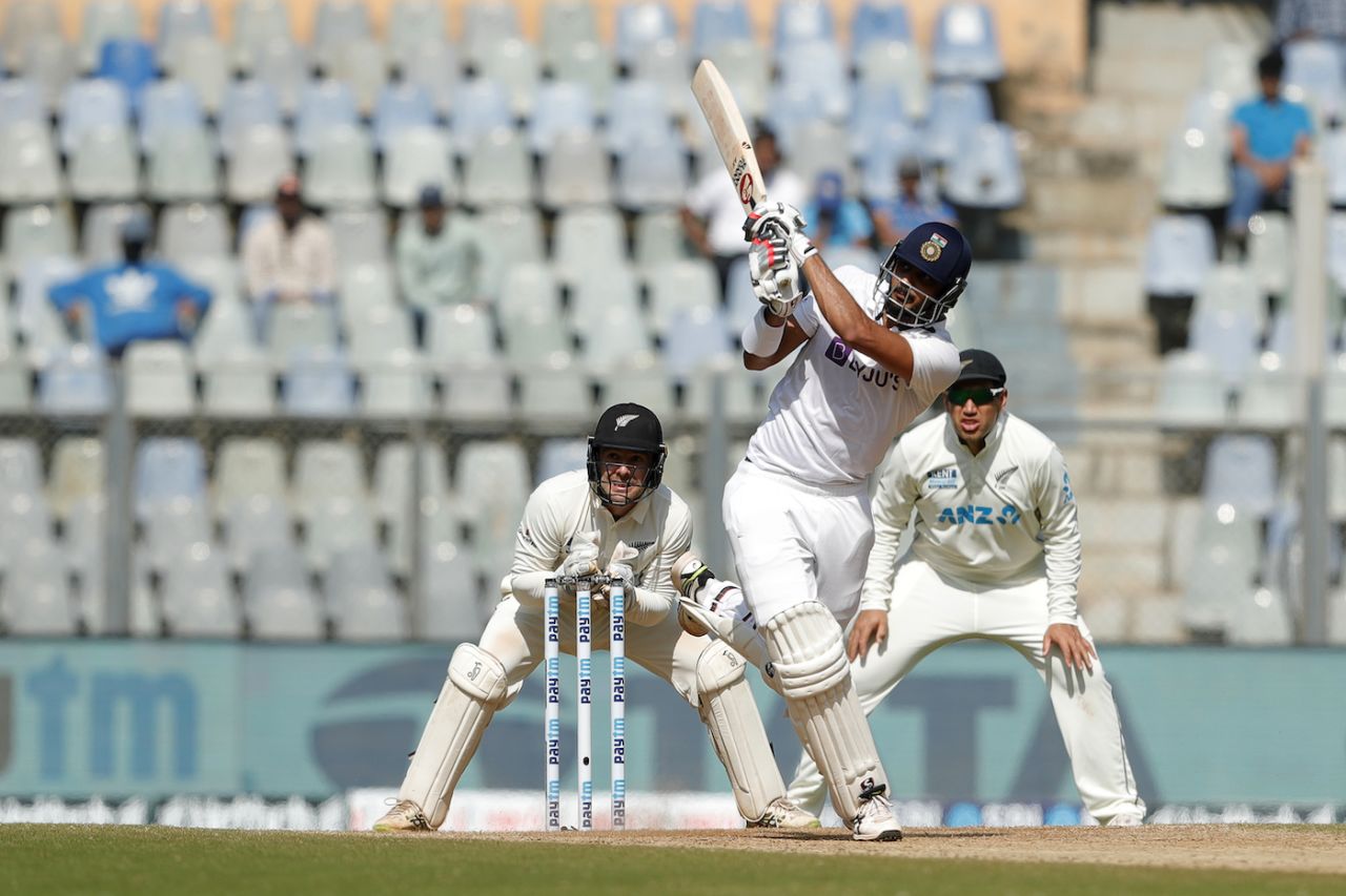 Axar Patel's boundaries propelled India's lead, India vs New Zealand, 2nd Test, Mumbai, 3rd day, December 5, 2021