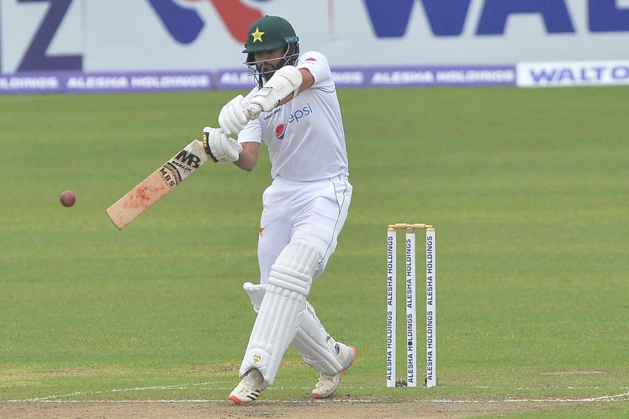Azhar Ali takes on the short ball, Bangladesh vs Pakistan, 2nd Test, 4th day, Dhaka, December 7, 2021