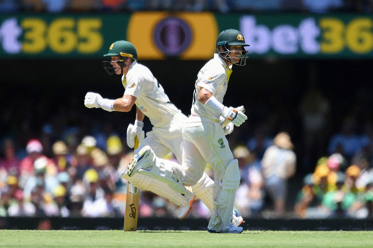 Marnus Labuschagne and David Warner put on a century stand, Australia vs England, The Ashes, 1st Test, 2nd day, Brisbane, December 9, 2021