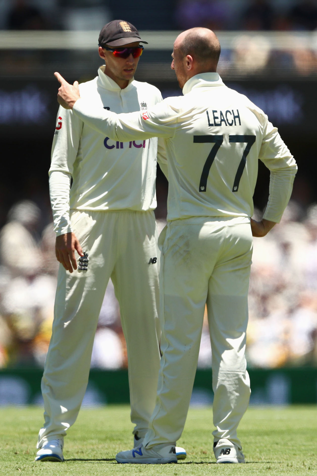 Jack Leach was hit out of the attack by David Warner and Marnus Labuschagne, Australia vs England, The Ashes, 1st Test, 2nd day, Brisbane, December 9, 2021