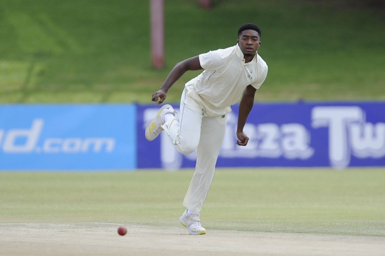 Lutho Sipamla bagged a five-wicket haul, South Africa vs India, 3rd unofficial Test, Bloemfontein, 3rd day, December 8, 2021