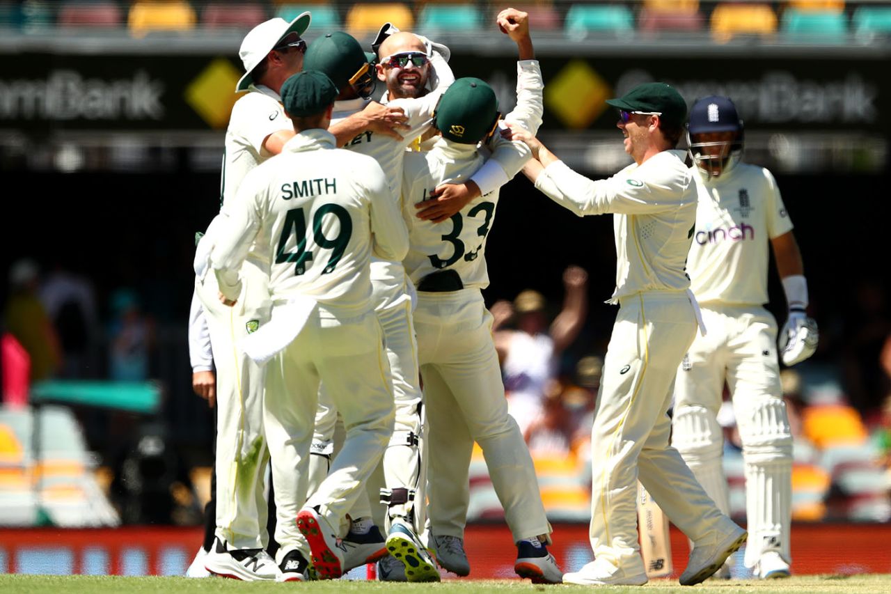 Nathan Lyon celebrates his 400th Test wicket, Australia vs England, The Ashes, 1st Test, 4th day, Brisbane, December 11, 2021
