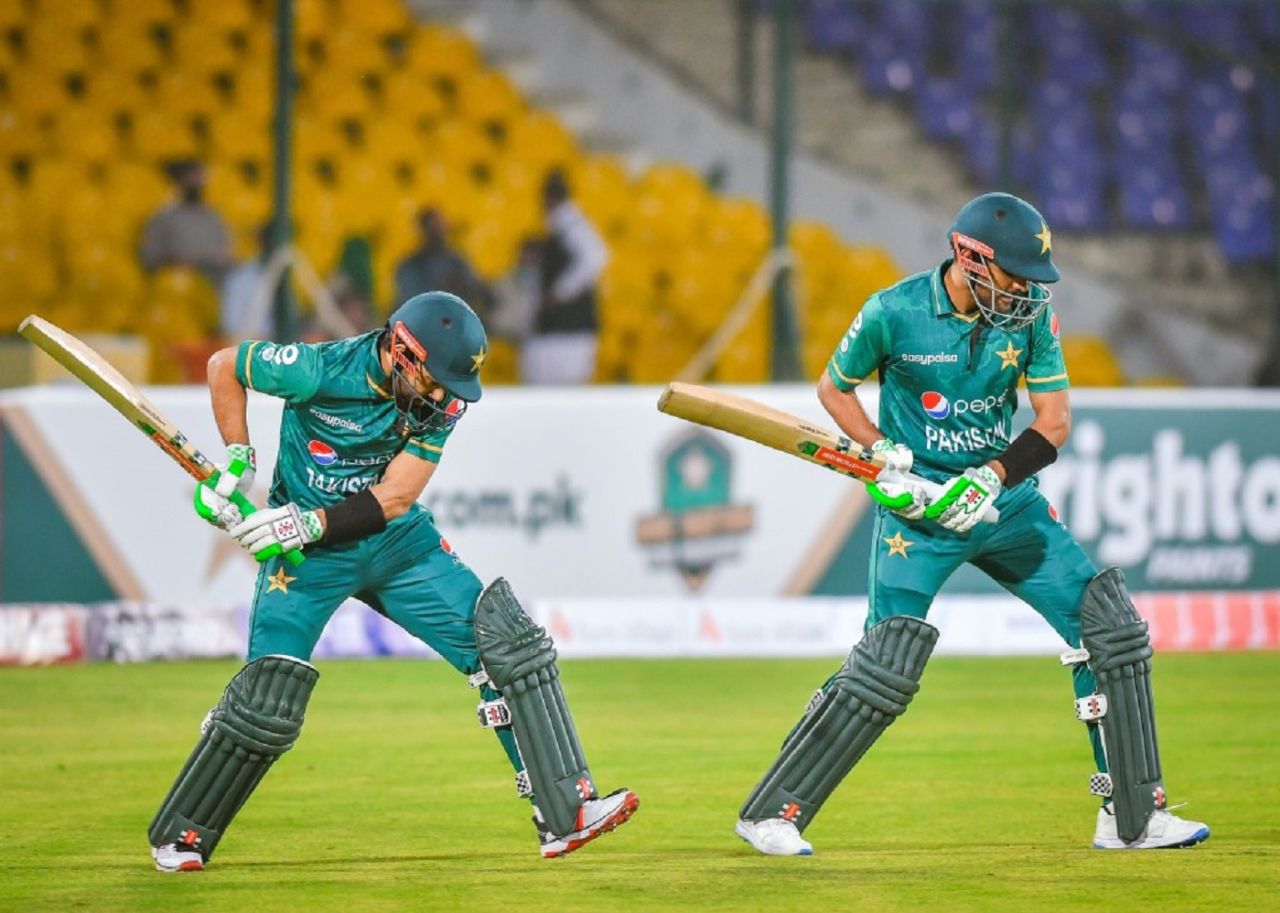 Babar Azam and Mohammad Rizwan walk out in tandem, Pakistan v West Indies, 1st T20I, Karachi, December 13, 2021