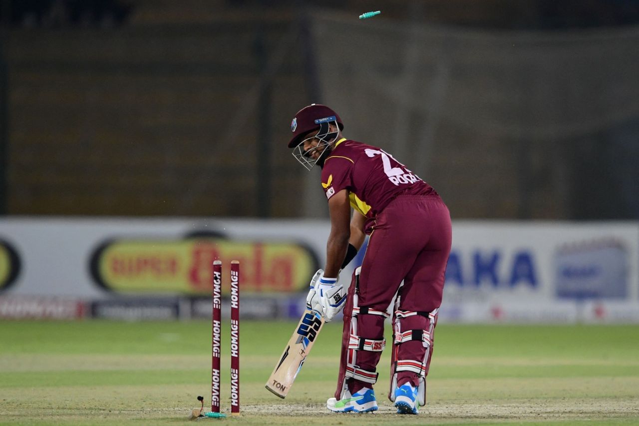 Nicholas Pooran is bowled, Pakistan vs West Indies, 1st T20I, Karachi, December 13, 2021
