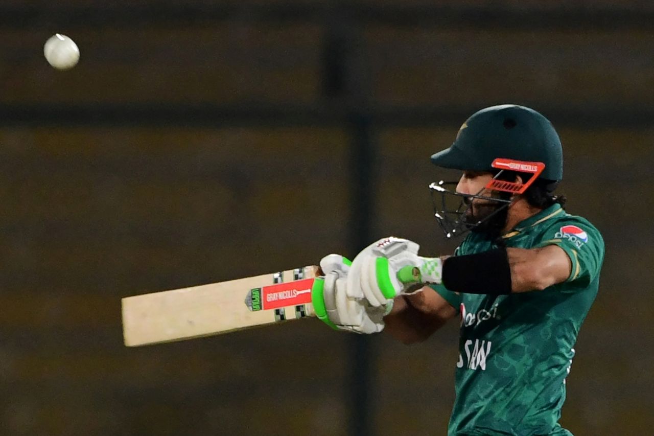 Mohammad Rizwan plays an uppercut, Pakistan vs West Indies, 2nd T20I, Karachi, December 14, 2021