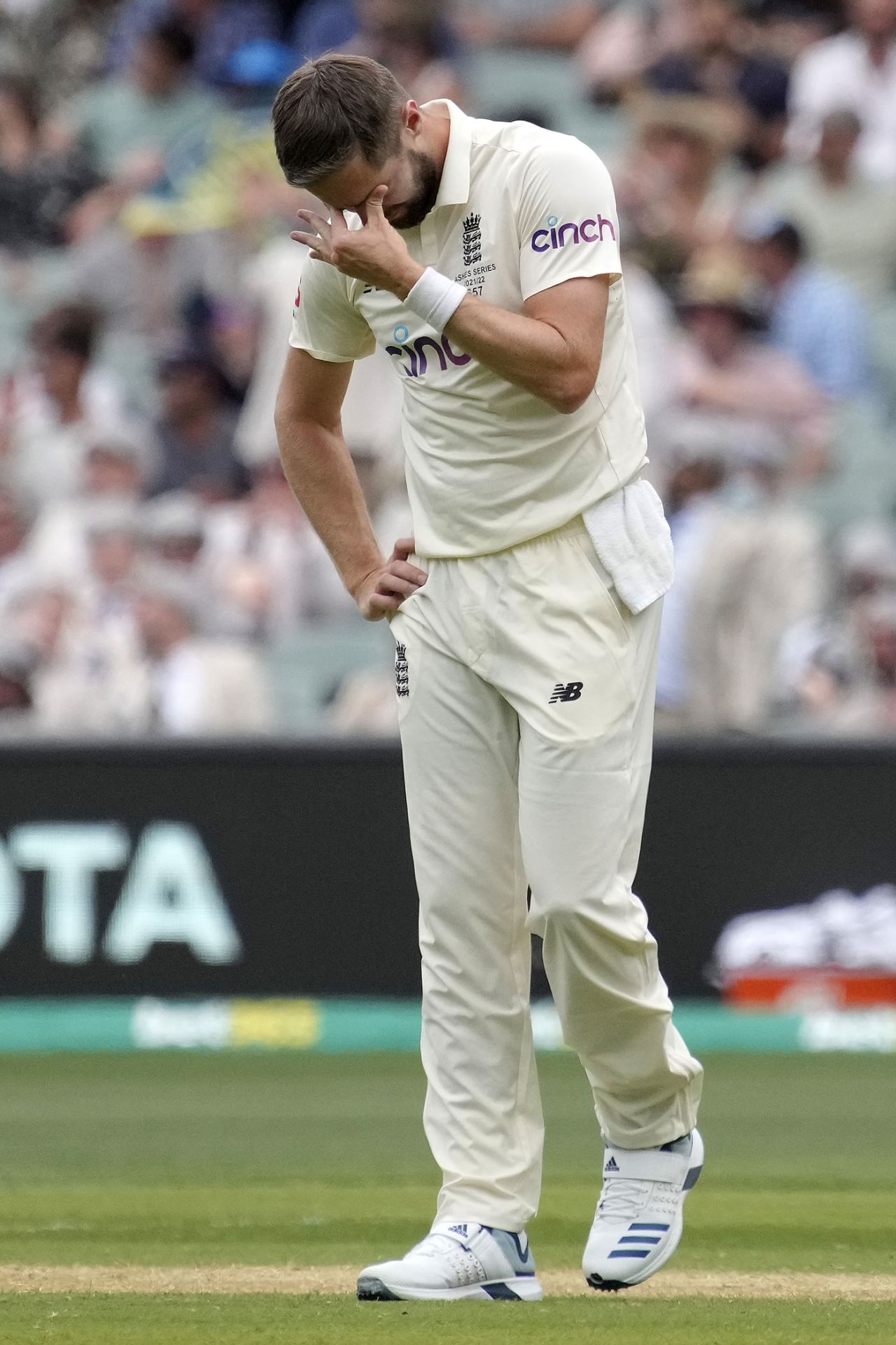Chris Woakes found the going tough at times, Australia vs England, 2nd Test, The Ashes, Adelaide, 2nd day, December 17, 2021