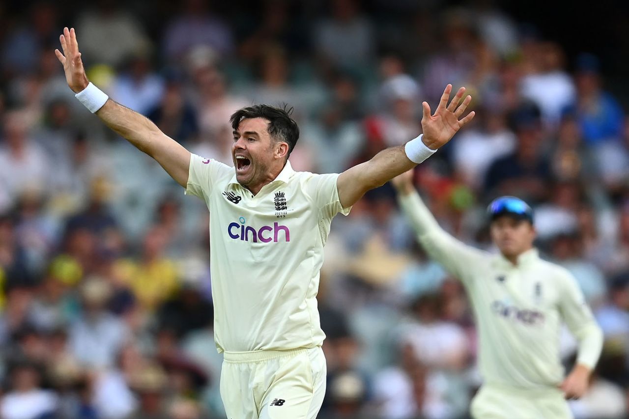 James Anderson appeals for the wicket of Steve Smith, Australia vs England, 2nd Test, The Ashes, Adelaide, 2nd day, December 17, 2021