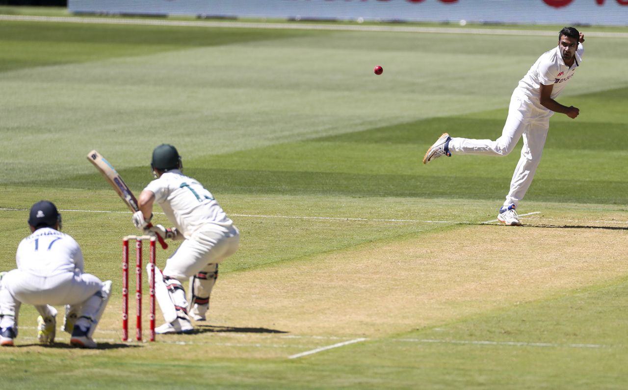 R Ashwin bowls to Matthew Wade, Australia v India, 2nd Test, Melbourne, December 26, 2020