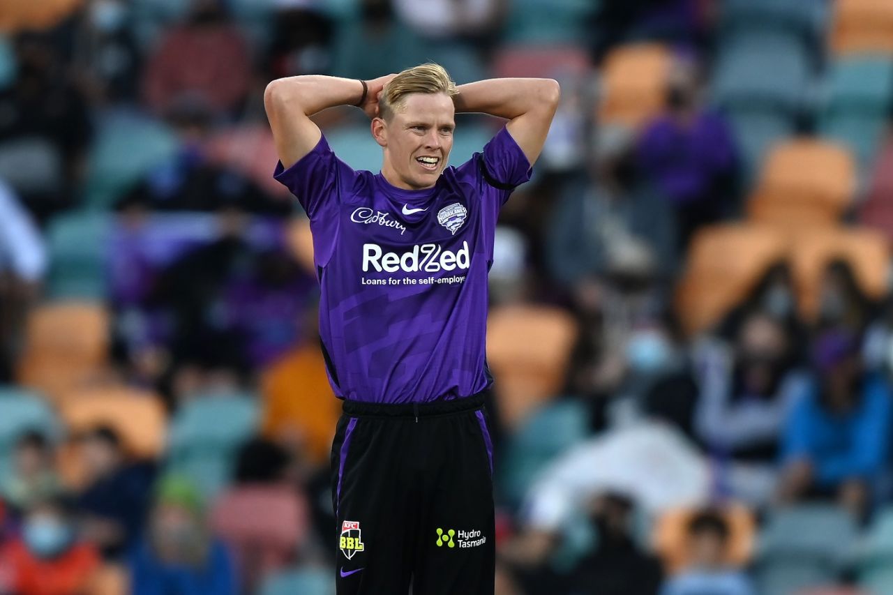 Nathan Ellis took no wickets in his first three overs, Perth Scorchers vs Hobart Hurricanes, BBL 2021-22, Hobart, December 20, 2021