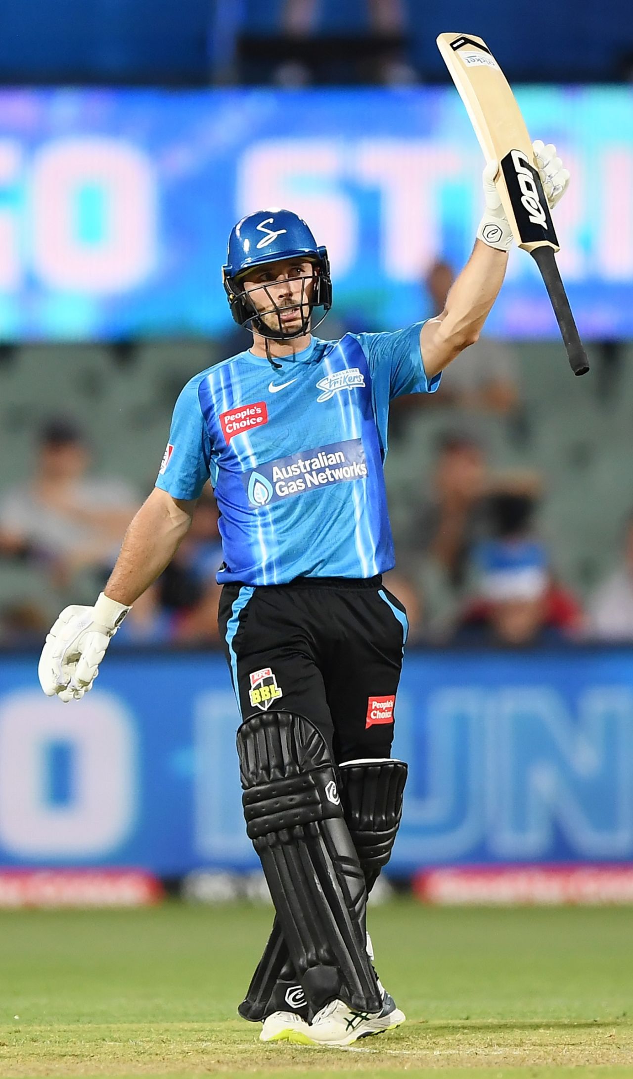 Jonathan Wells celebrates his fifty, Adelaide Strikers vs Brisbane Heat, BBL 2021, December 23, 2021, Adelaide