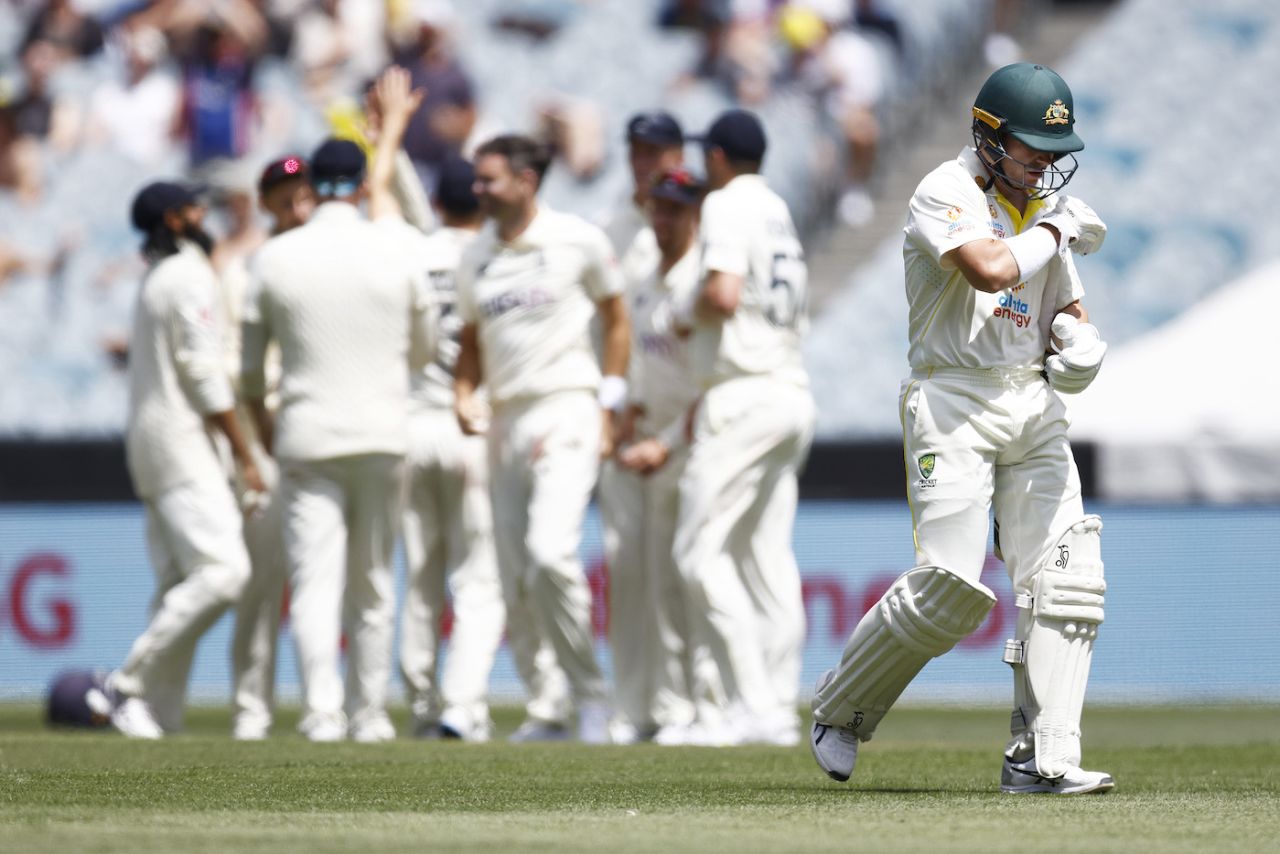 Marcus Harris leaves the field after being dismissed by James Anderson, Melbourne, December 27, 2021