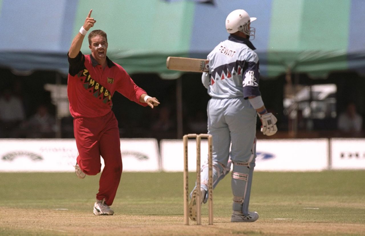 Heath Streak celebrates Alec Stewart's wicket, Zimbabwe v England, 1st ODI, Bulawayo, December 15, 1996