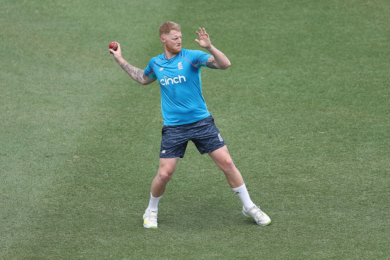 Ben Stokes takes part in a fielding drill, Sydney, January 3, 2022