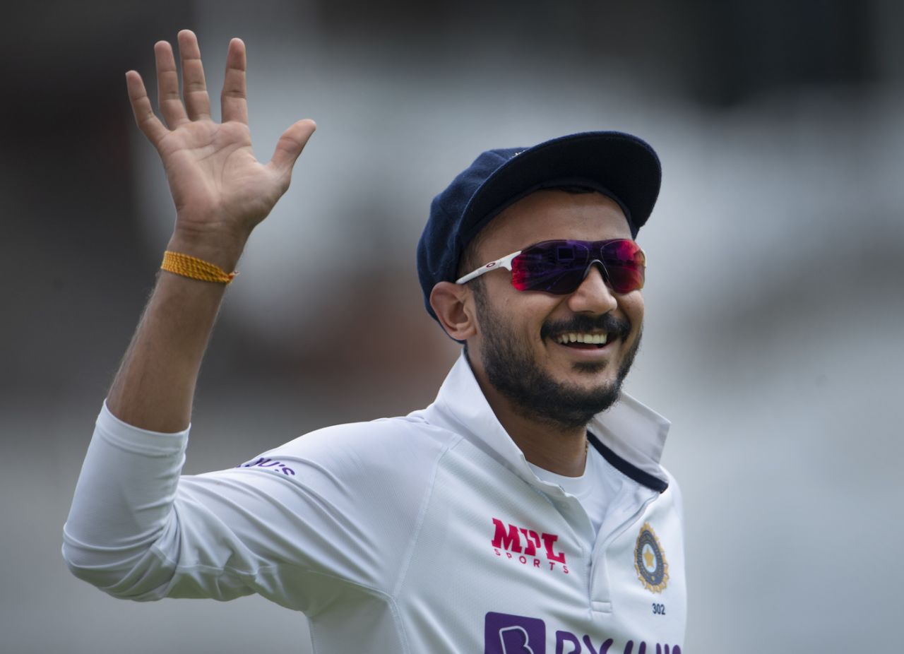 Substitute fielder Axar Patel waves, England vs India, 1st Test, Trent Bridge, Day 1, August 4, 2021