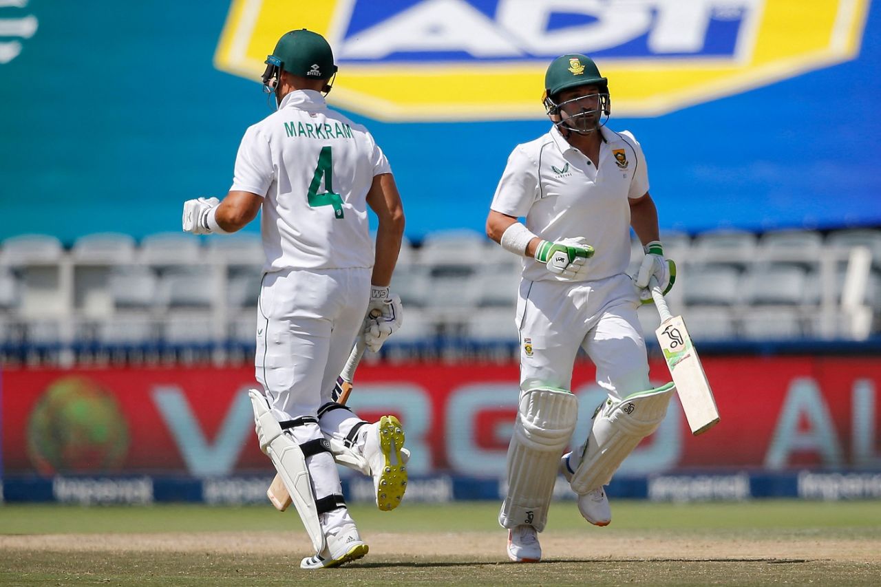 Aiden Markram and Dean Elgar runs between the wickets, South Africa vs India, 2nd Test, Johannesburg, 3rd day, January 5, 2021