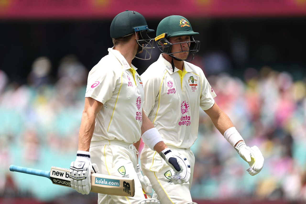 Marnus Labuschagne and Steven Smith walk off at lunch, Australia vs England, Men's Ashes, 4th Test, 4th day, Sydney, January 8, 2022