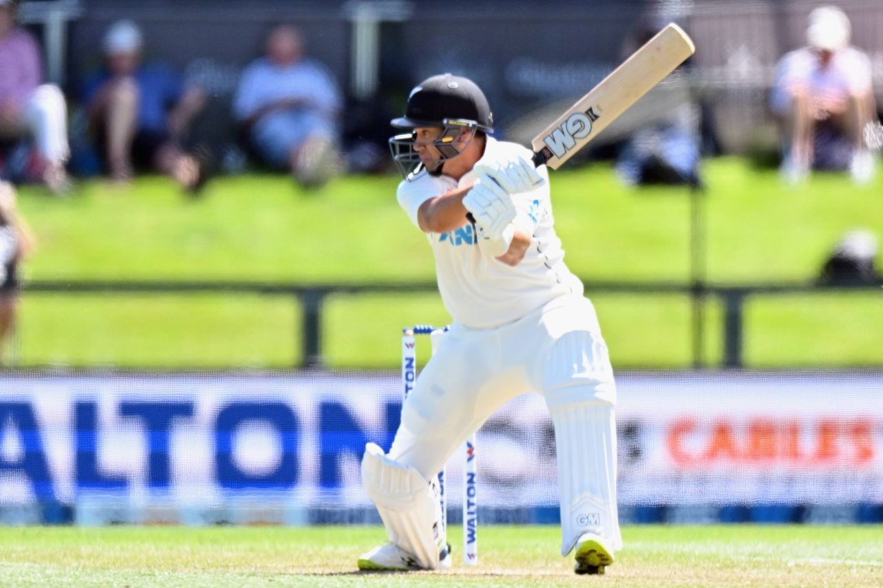Ross Taylor plays a rasping cut - in what could be his final Test innings, New Zealand vs Bangladesh, 2nd Test, Christchurch, 2nd day, January 910 2022