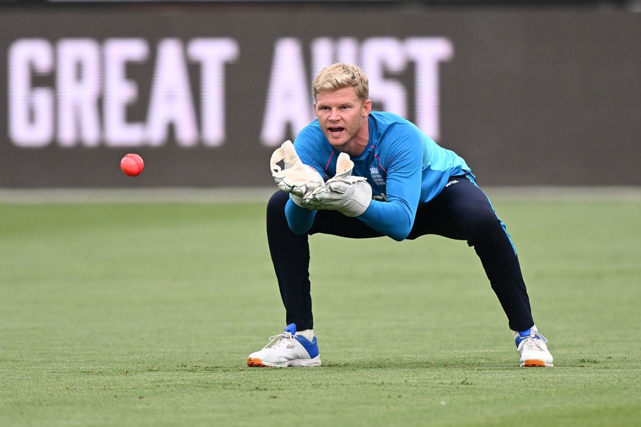 Sam Billings warms up, Australia vs England, 5th Test, Hobart, January 14, 2021