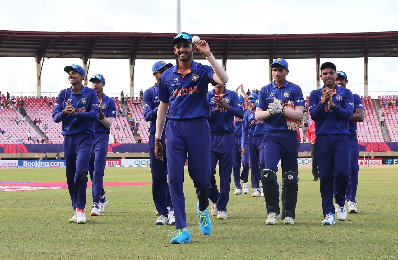 Vicky Ostwal leads his team back after grabbing a five-wicket haul, India Under-19 vs South Africa Under-19, Under-19 World Cup, Providence, January 15, 2022
