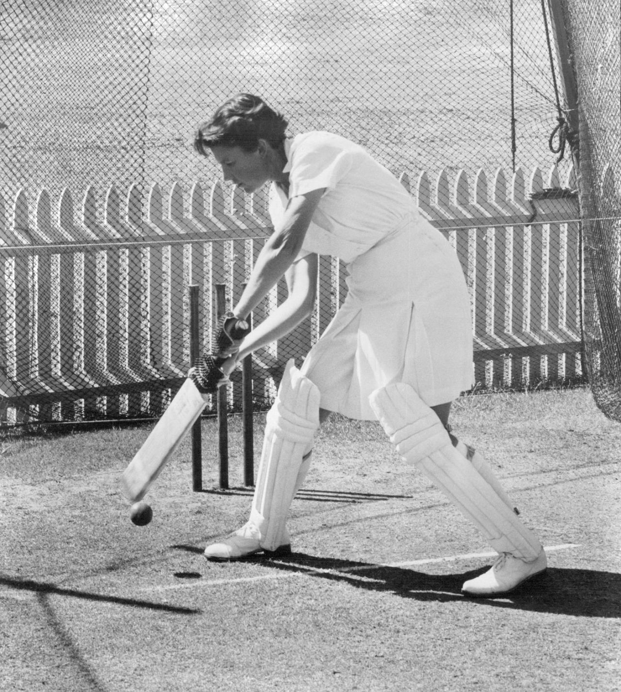 Cecilia Robinson practices at Sydney Cricket Ground, Sydney, January 08, 1958