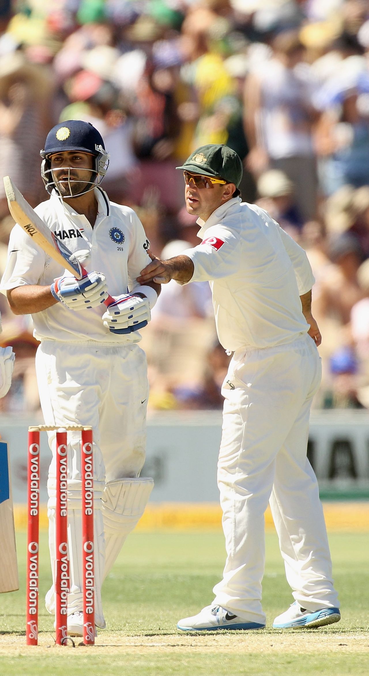 Ricky Ponting steps in as Virat Kohli argues with Australian players, Australia v India, fourth Test, day three, Adelaide, January 26, 2012