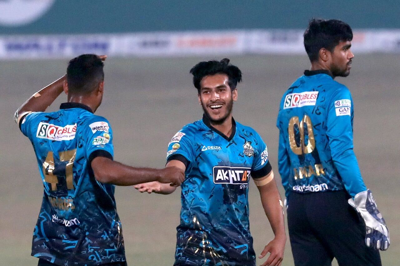 Mrittunjoy Chowdhury celebrates with his team-mates, Chattogram Challengers vs Fortune Barishal, Bangladesh Premier League, Chattogram, February 1, 2022
