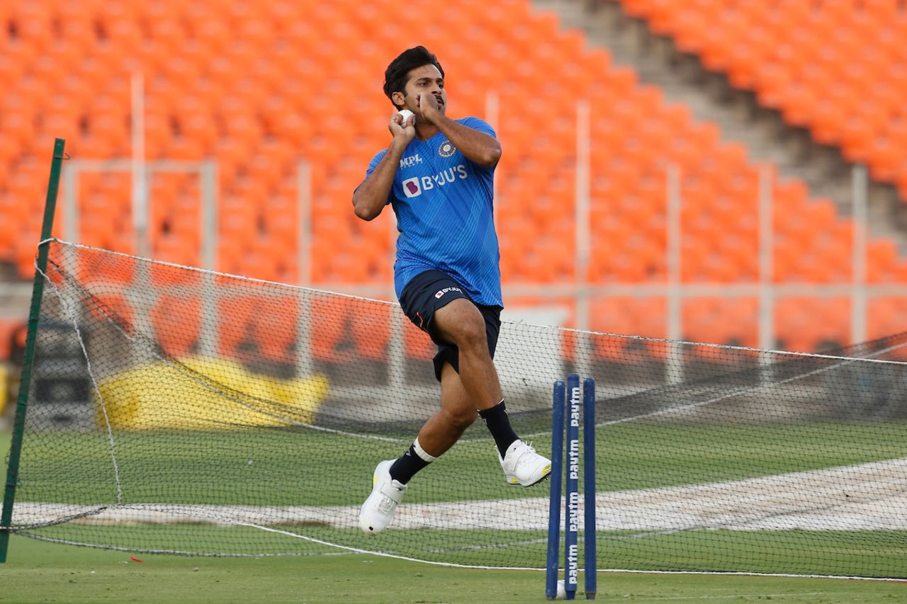 IND vs ENG LIVE: THREE players, ONE SPOT, Big dilemma for Rohit Sharma on Prasidh Krishna, Arshdeep Singh & Shardul Thakur for 1st ODI? Follow Live Updates
