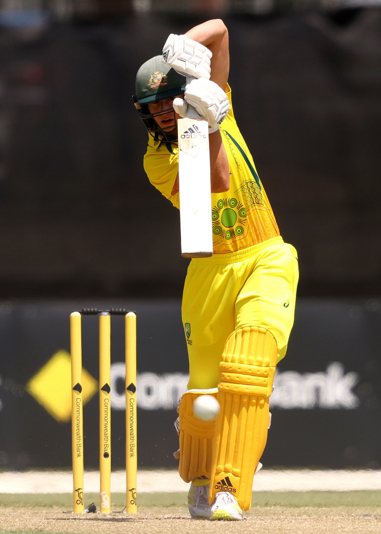 Ellyse Perry drives straight, Australia vs England, 2nd ODI, Women's Ashes, Melbourne, February 6, 2022