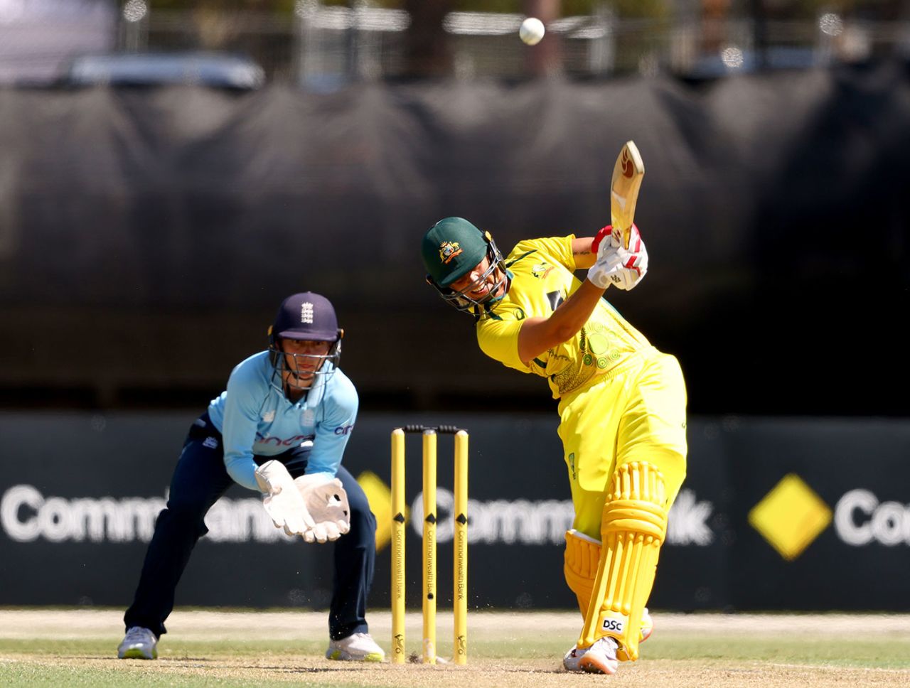 Ashleigh Gardner lofts down the ground, Australia vs England, 2nd ODI, Women's Ashes, Melbourne, February 6, 2022