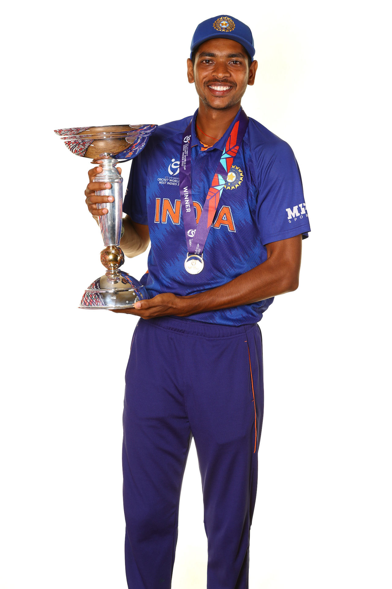Ravi Kumar poses with the Under-19 World Cup trophy, England vs India, Under-19 World Cup final, North Sound, February 5, 2022