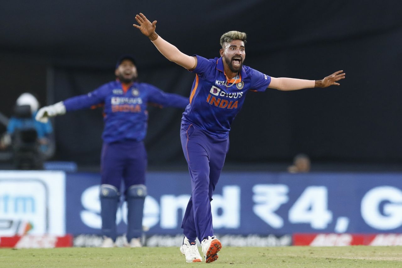 Mohammed Siraj appeals his heart out, India vs West Indies, 2nd ODI, Ahmedabad, February 9, 2022