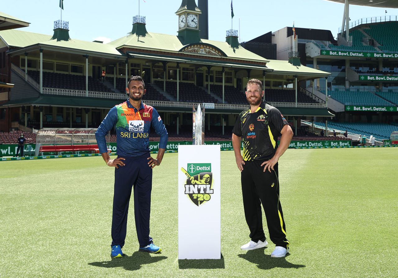 Dasun Shanaka and Aaron Finch ahead of the T20I series, SCG, February 10, 2022