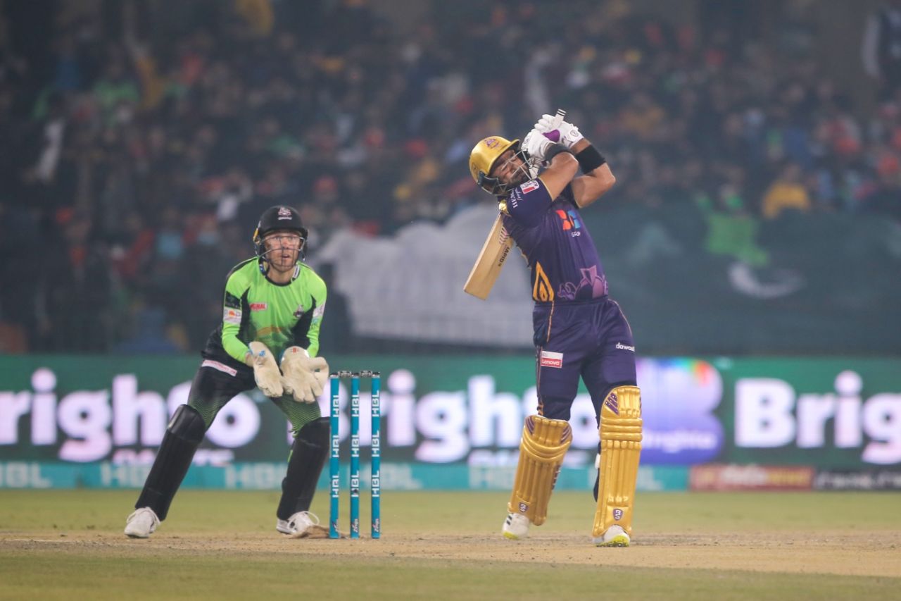 Iftikhar Ahmed goes over the top, Quetta Gladiators vs Lahore Qalandars, PSL 2022, Lahore, February 13, 2022
