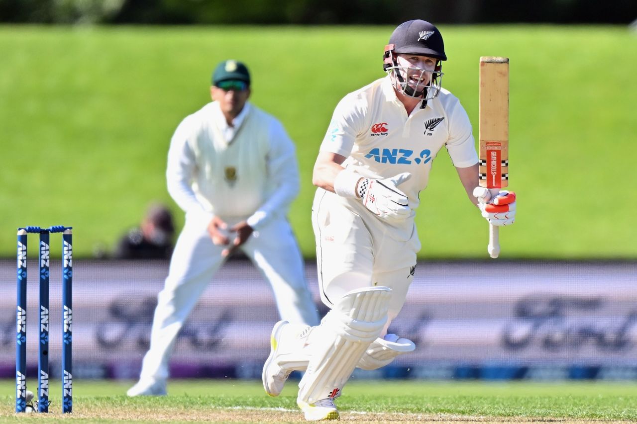Henry Nicholls in action, New Zealand vs South Africa, 1st Test, Christchurch, 1st day, February 17, 2022