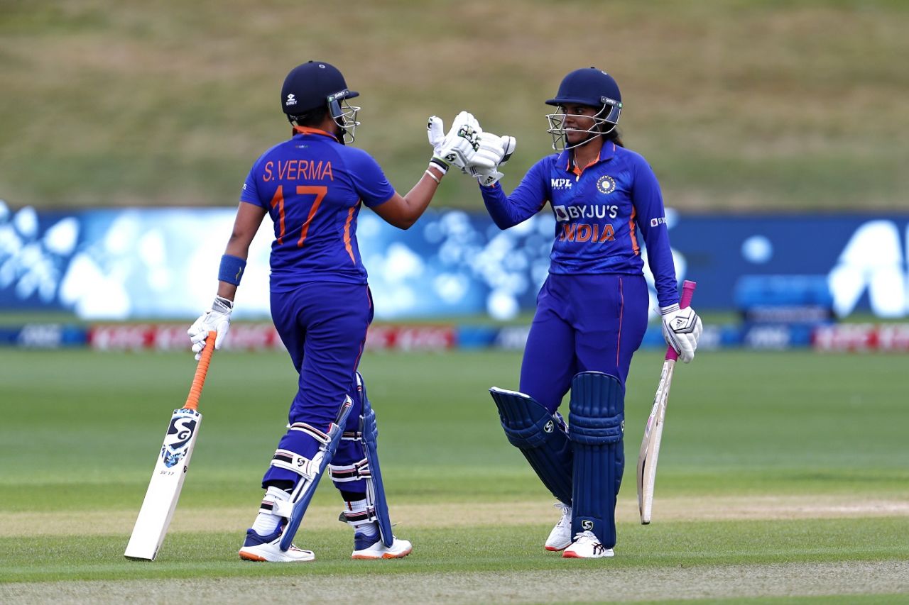 Shafali Verma and S Meghana show some glove love during their partnership, New Zealand vs India, 3rd Women's ODI, Queenstown, February 18, 2022
